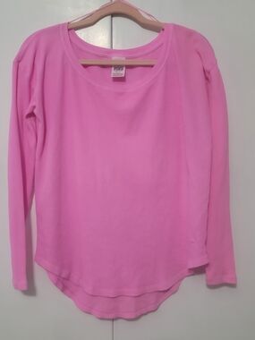Victoria's Secret Pink Long-Sleeve Scoop Neck Top